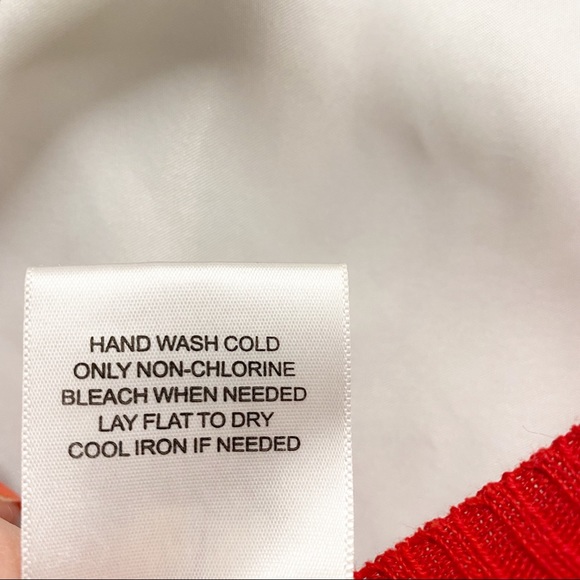 •SOLD• Red Coca Cola Crew Neck Sweater - Picture 6 of 6